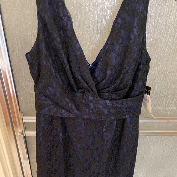 Donna Ricco Dresses & Skirts - NWT, Donna Ricco Black  on Blue Laced V-Neck  Cocktail Dress,Size 8